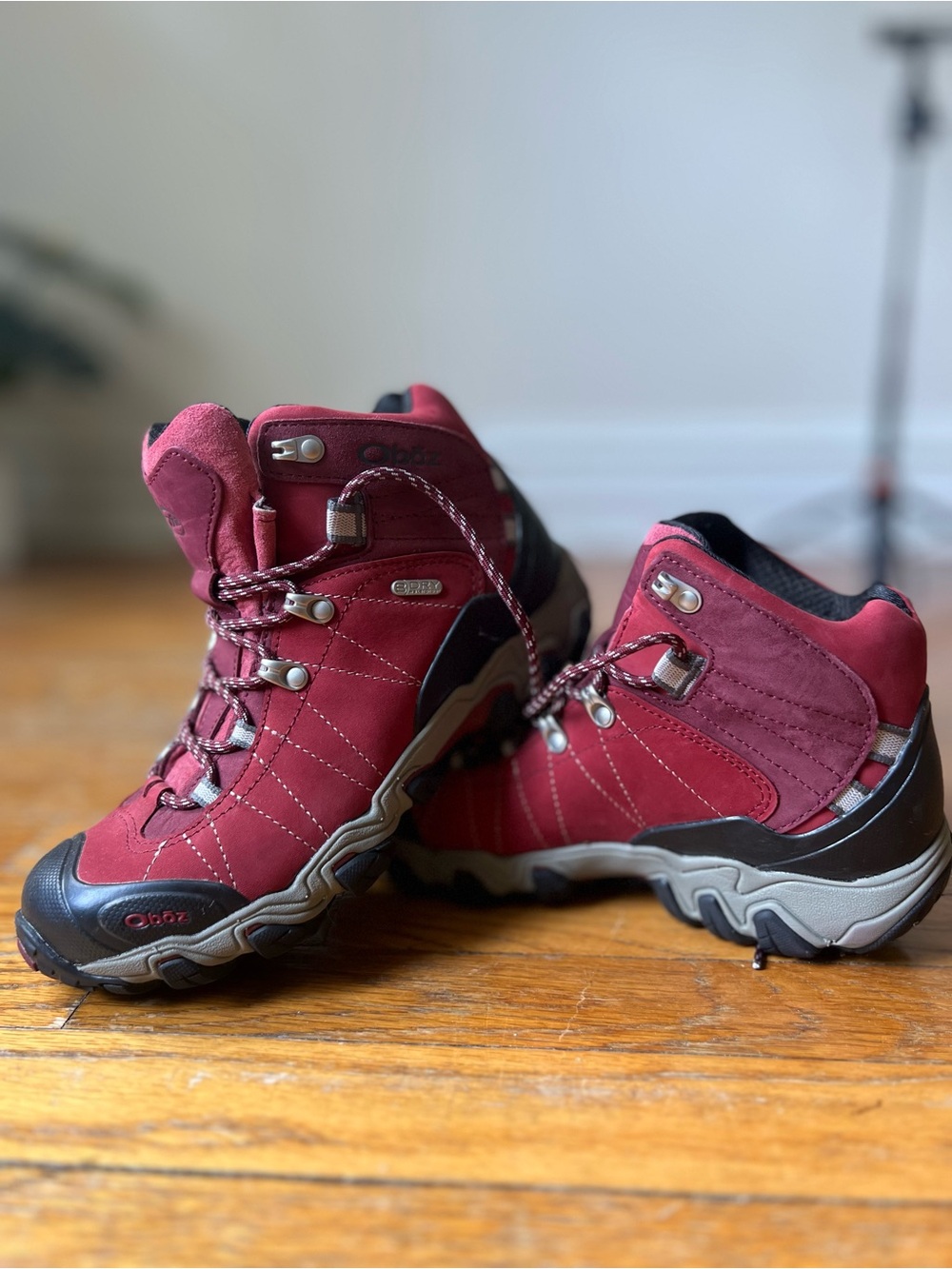 Women's Oboz Bridger Red Hiking Boots – Lightweight Support